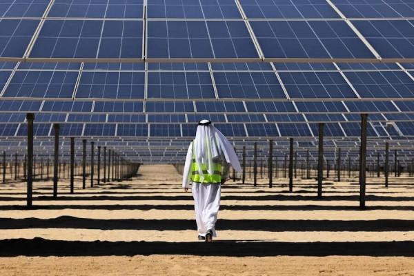 Prospettive per lo sviluppo di prodotti fotovoltaici e applicazioni di fusibili in Medio Oriente