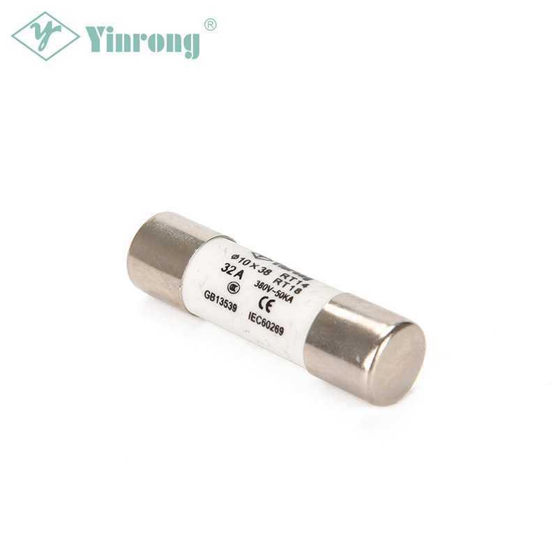 Fusibile cilindrico HRC da 500 V CA 32 A 10 × 38 mm
